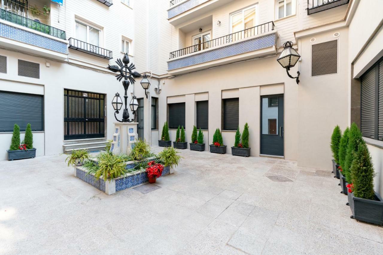 Unique Homes Las Setas, Plaza De San Pedro 6 Pax إشبيلية المظهر الخارجي الصورة