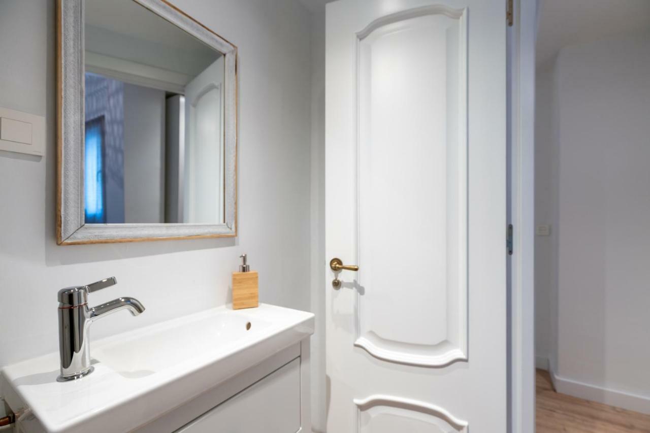 Unique Homes Las Setas, Plaza De San Pedro 6 Pax إشبيلية المظهر الخارجي الصورة